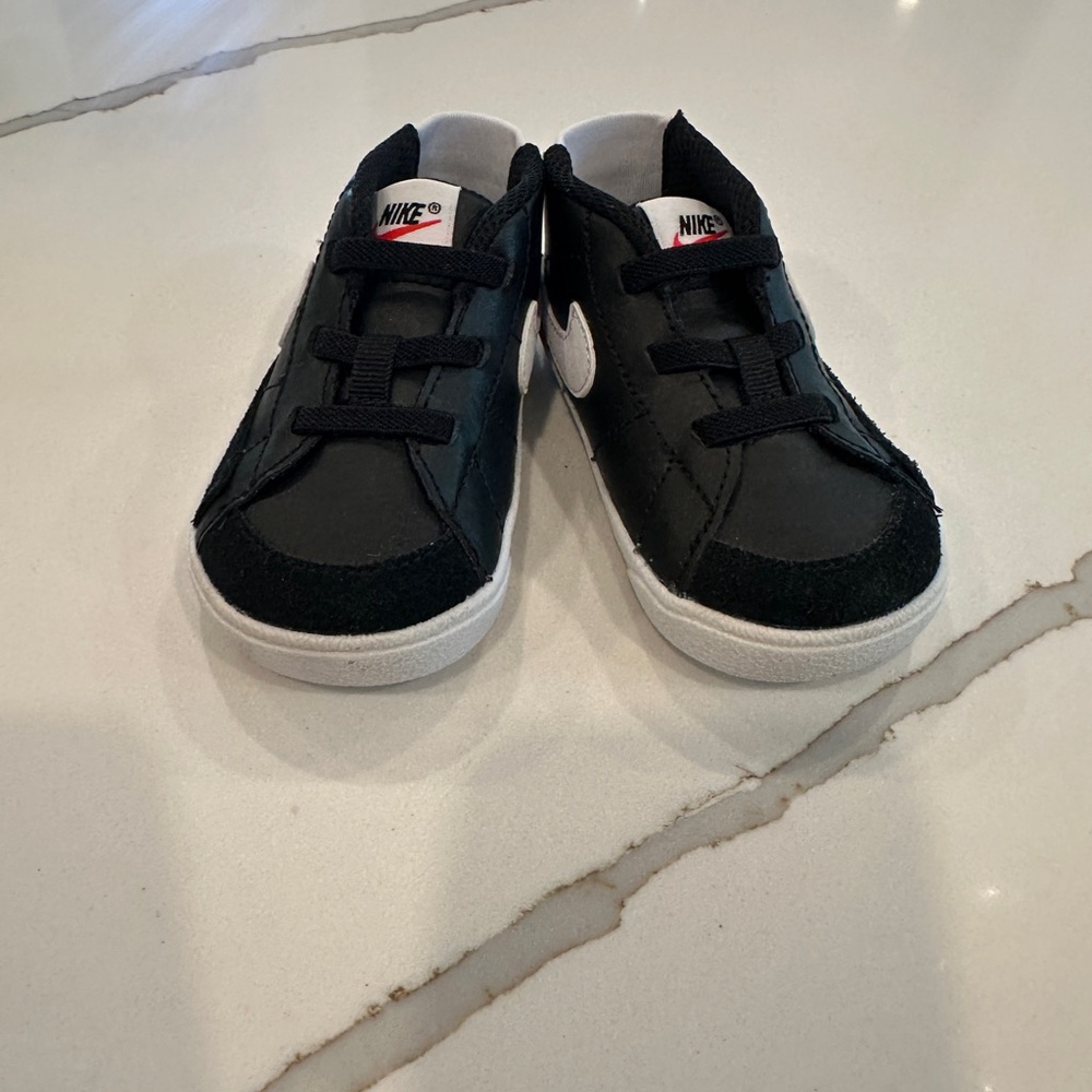 Nike Kids Black and White Sneakers